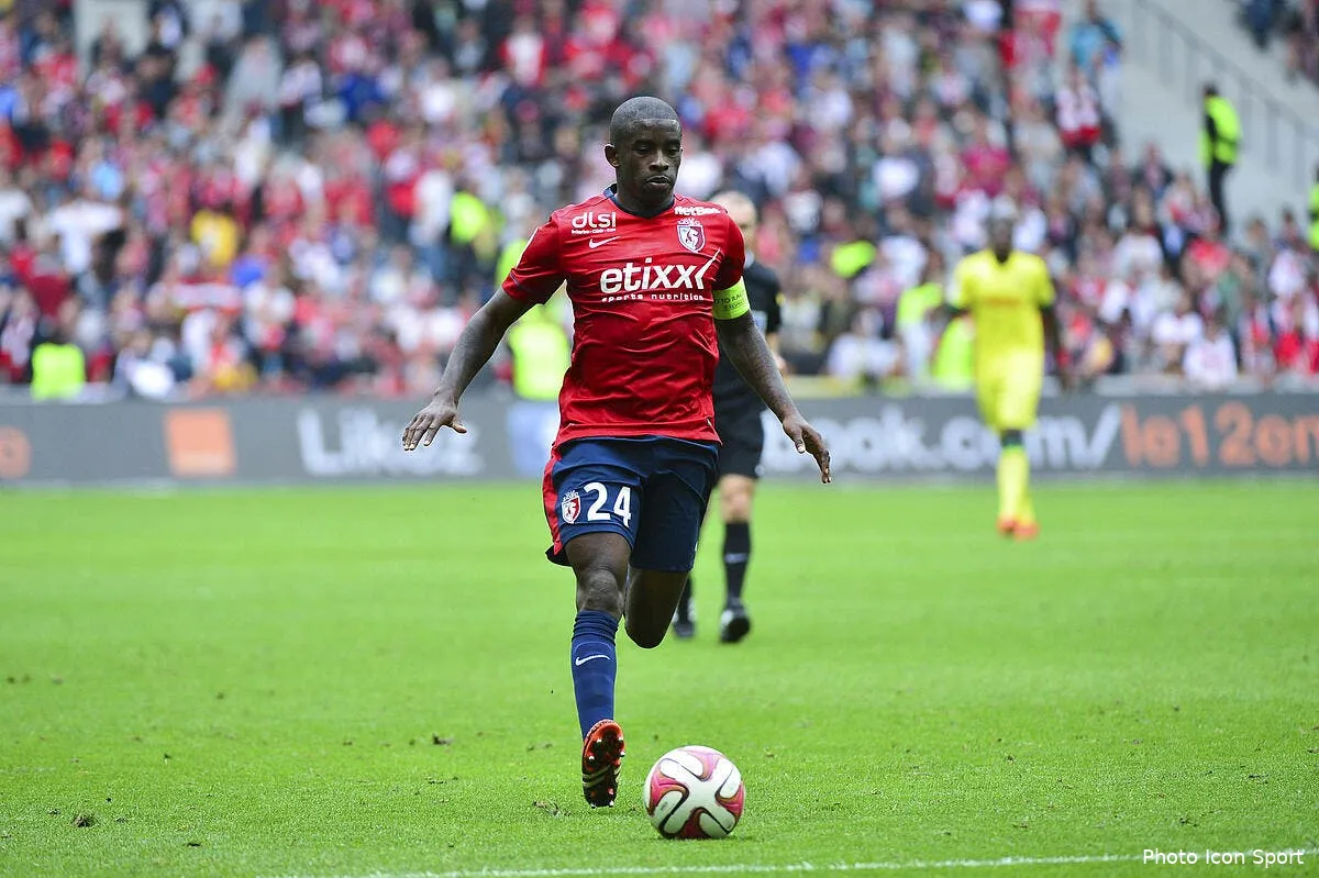 mavuba se fait braquer sa ferrari et son audi en pleine nuit iconsport win 140914 09 4593229