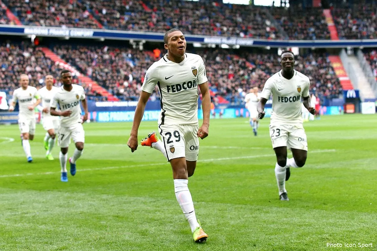 mbappe en etat de grace monaco s amuse a caen iconsport vmi 180317 05 02174266