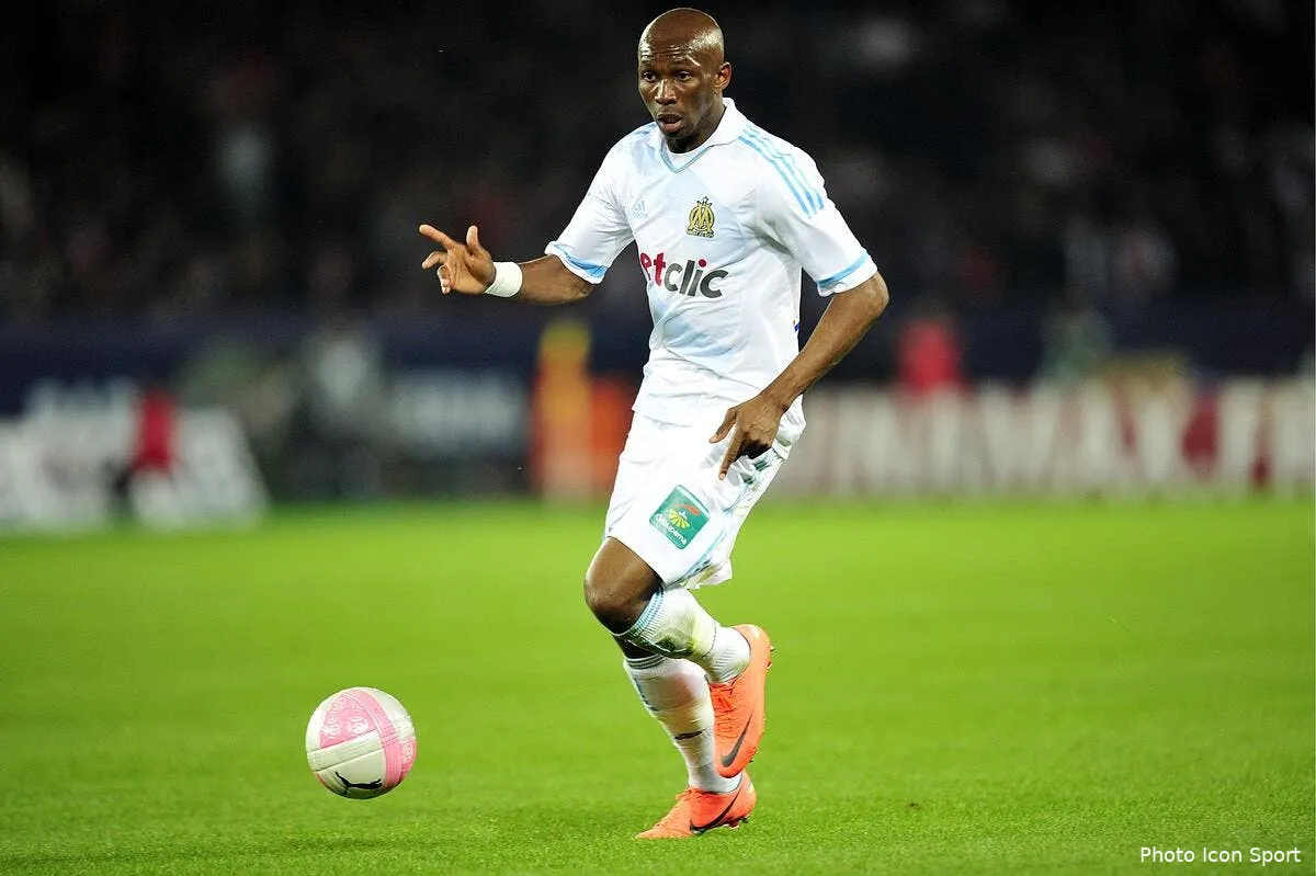 mbia s est engage avec queens park rangers iconsport noe 080412 05 6139268