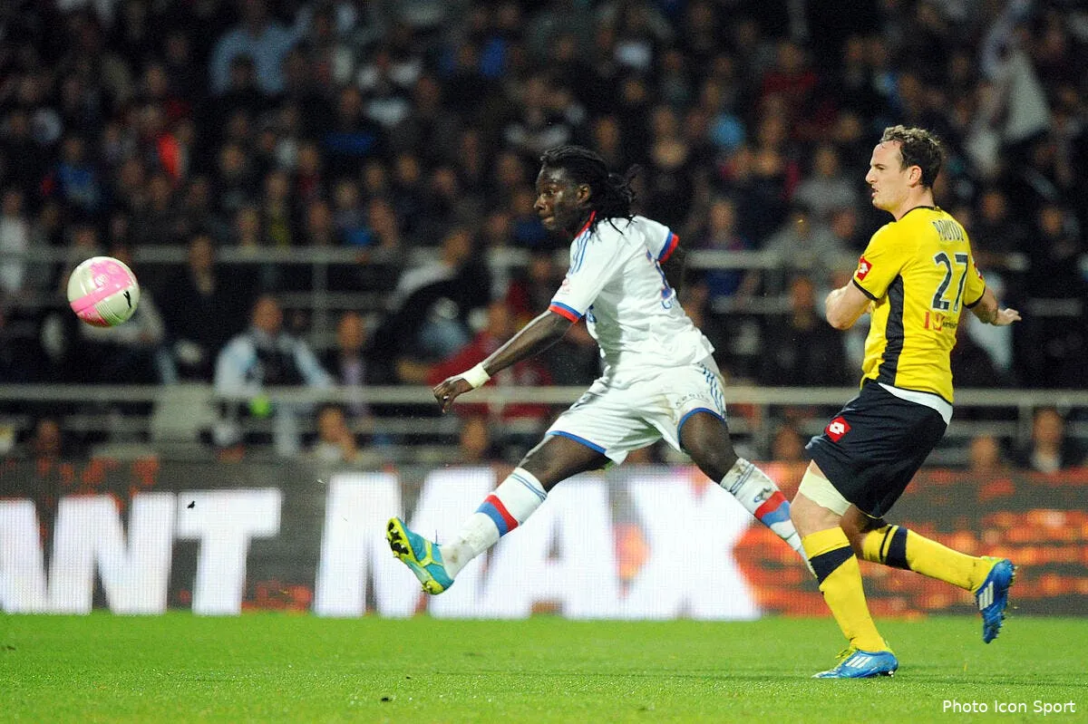 meme epuise bafe gomis marque toujours avec l ol iconsport jpt 240312 06 1632833