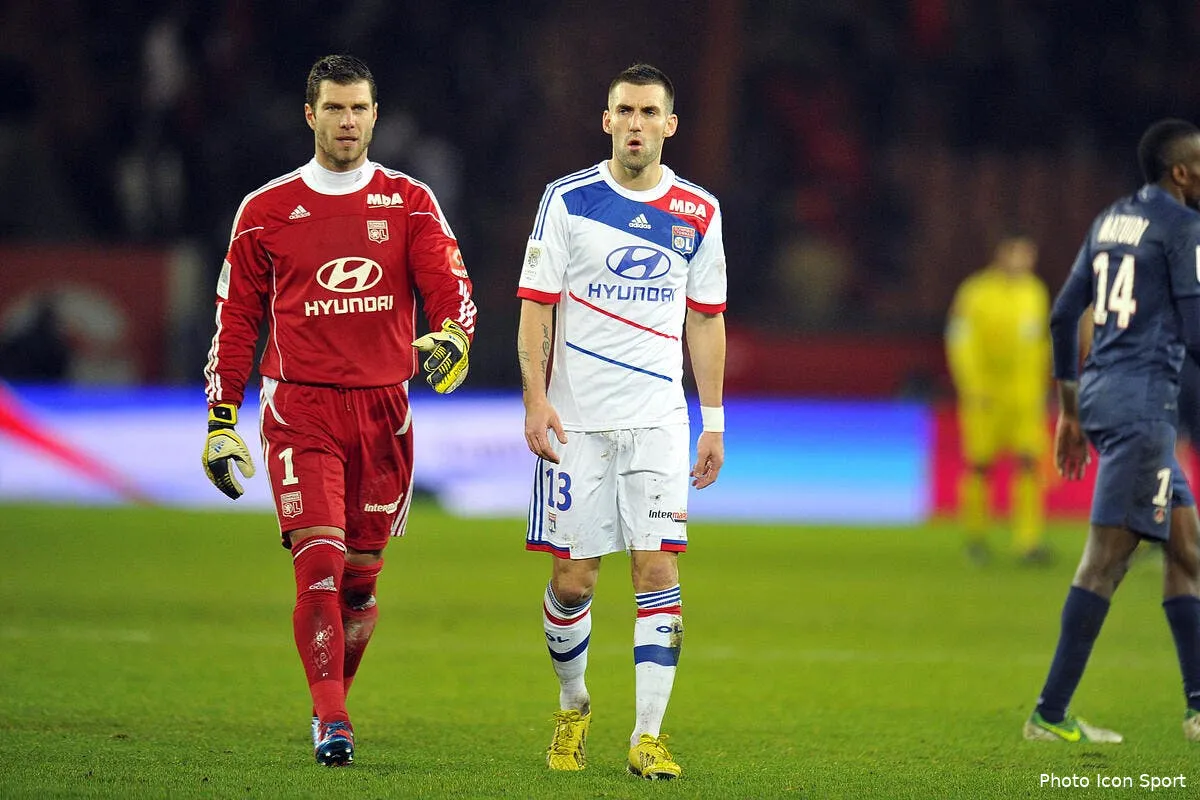 meme le portier de l ol a ete bluffe par le psg iconsport noe 161212 08 7054435