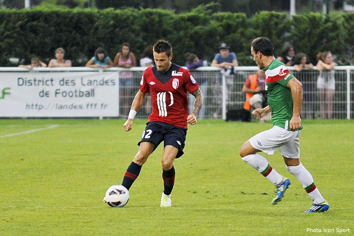 meme sur le depart debuchy est au service du losc pour garcia iconsport mol 270712 05 1238166