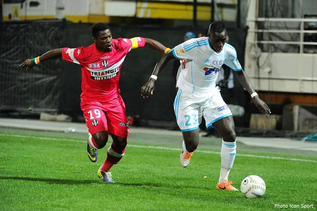 mendy en avait gros sur la patate apres l ol iconsport pet 181213 01 0372347