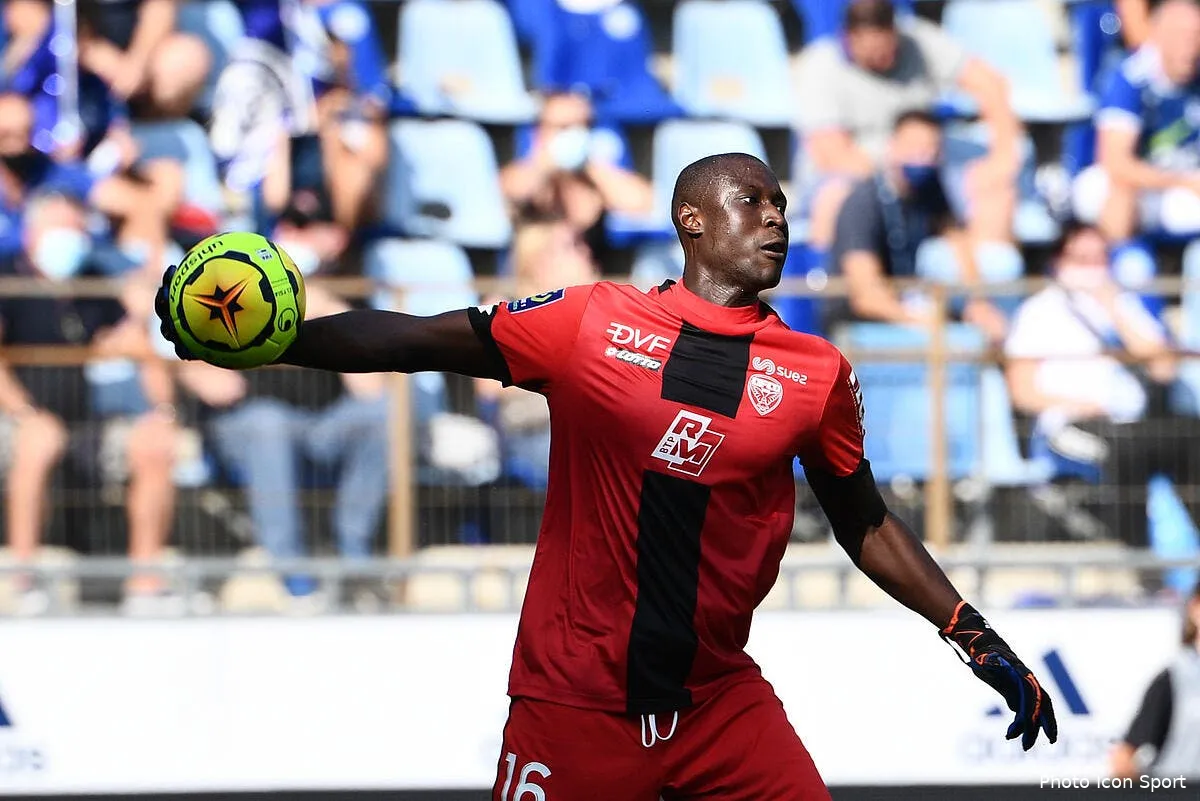 mercato alfred gomis fonce vers rennes pour 16 me icon zeb 1022295203