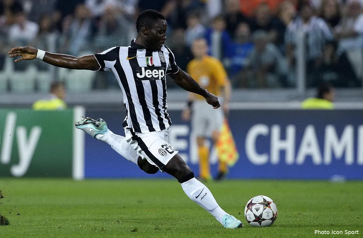 mercato cibles par l om et l ol asamoah n est plus si sur de lui asamoah 1178120