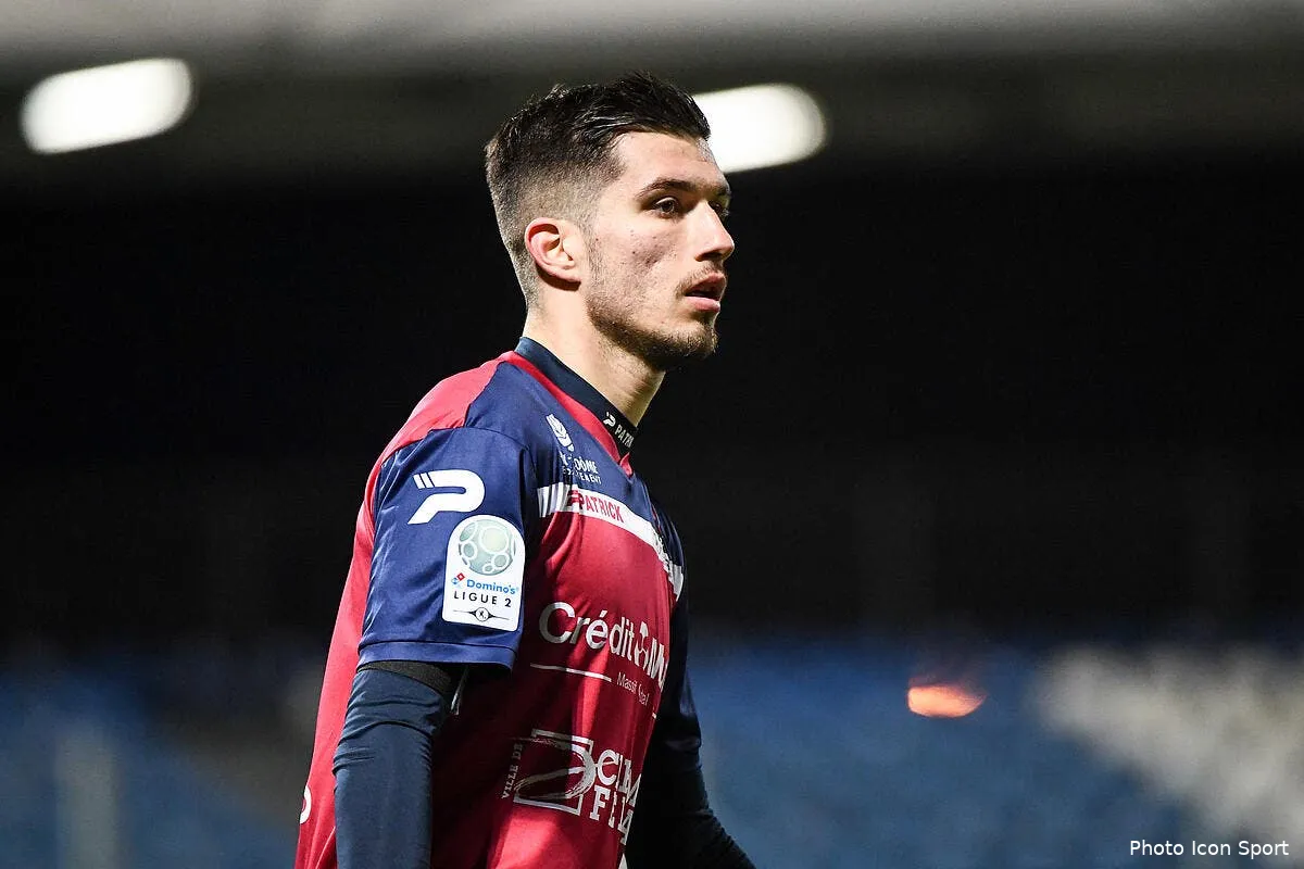 mercato courtise par l asse et l om grbic prend son mal en patience icon dib 210220 11 14287943