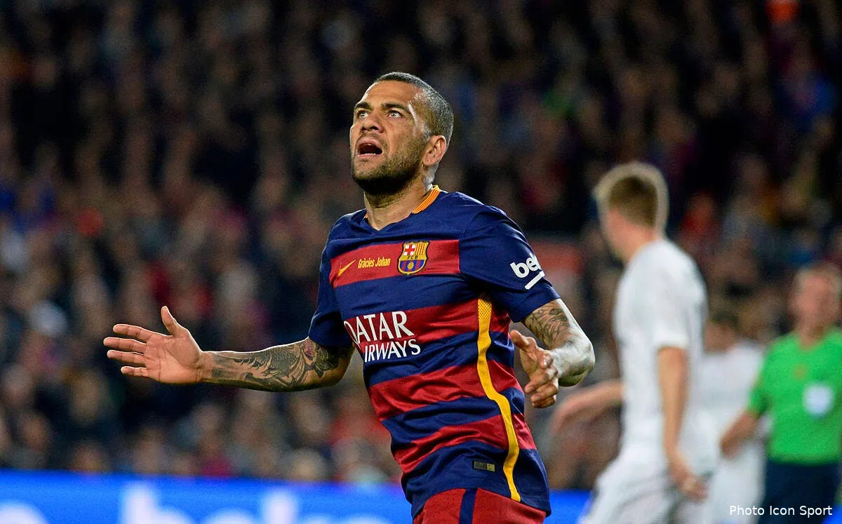 mercato dani alves lui aussi partant du barca pour la juventus iconsport mar 020416 02 01144044