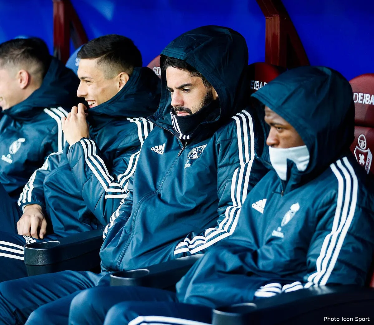 mercato embrouille au real la juventus debarque direct iconsport icon mar 241118 02 39237547