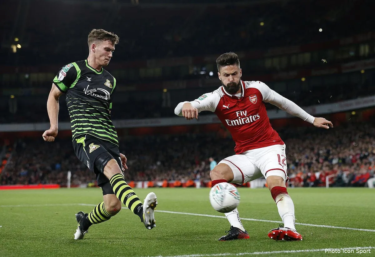 mercato everton lache la grappe d arsenal pour giroud iconsport icon spi 200917 93 03195333