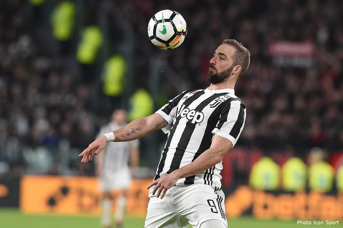 mercato higuain a chelsea pour 60me le puzzle cristiano ronaldo avance iconsport icon ipp 310318 71 045223803