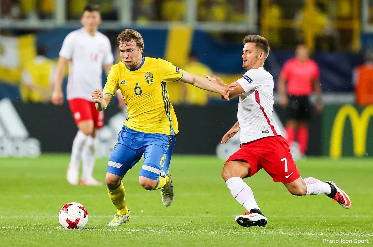 mercato l asse et montpellier ont flashe sur cet espoir suedois tibbling227223