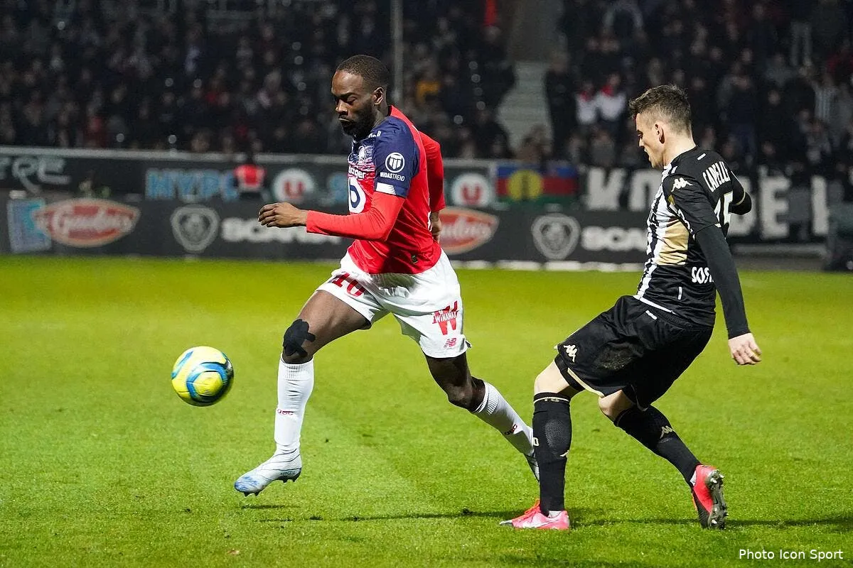 mercato l ol a rate un coup xxl dommage pour le psg icon edy00066278565