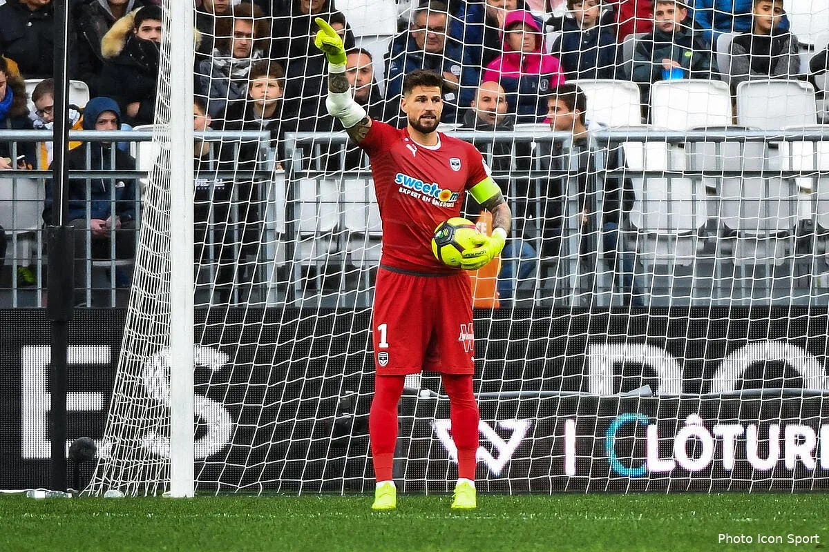 mercato lacher bordeaux pour rennes benoit costil y pense icon bap 170319 93 186249305