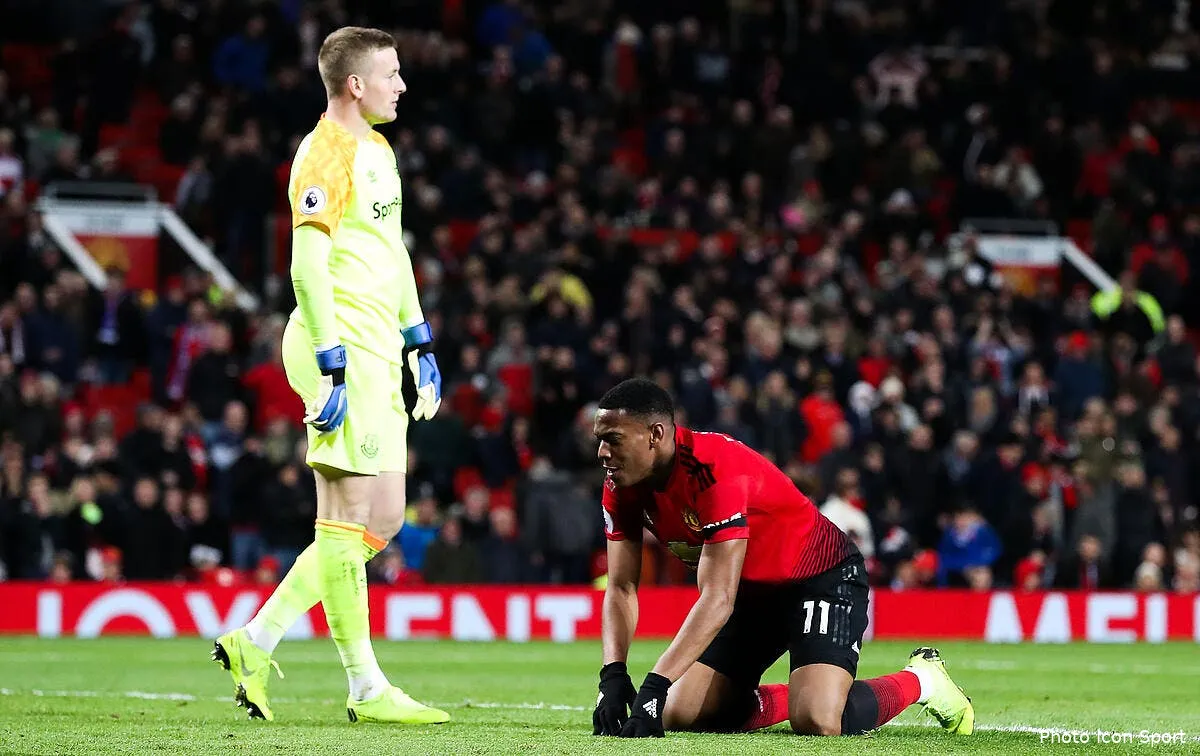 mercato le psg peut contraindre man utd a depenser 80 me iconsport icon 39382784237825