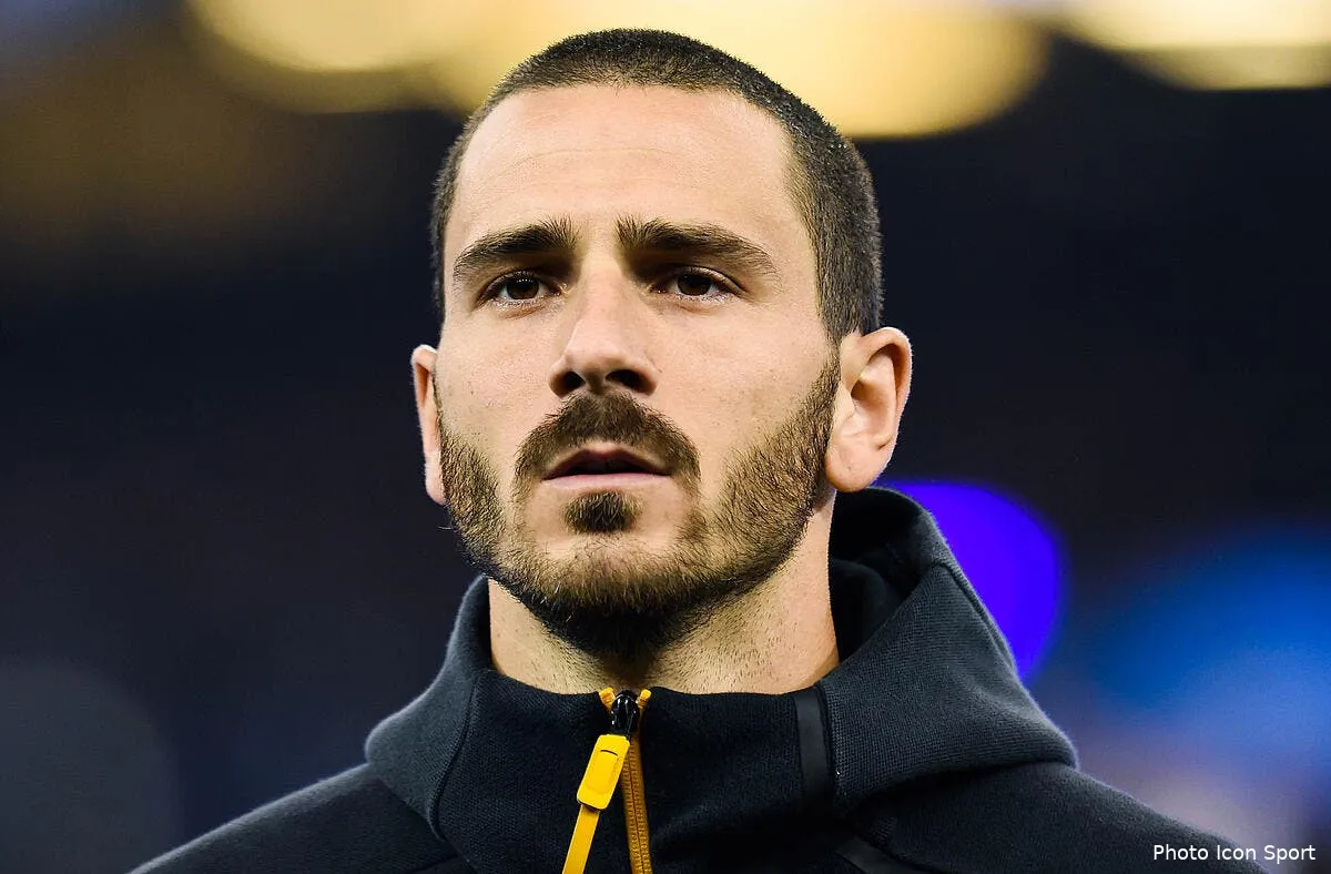 mercato le transfert de bonucci au milan ac est boucle iconsport icon liv 030617 08 16186329