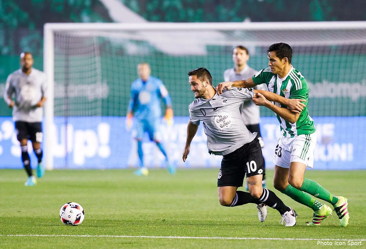 mercato rennes et l asse se disputent un international algerien iconsport mar 291116 93 01 1186035