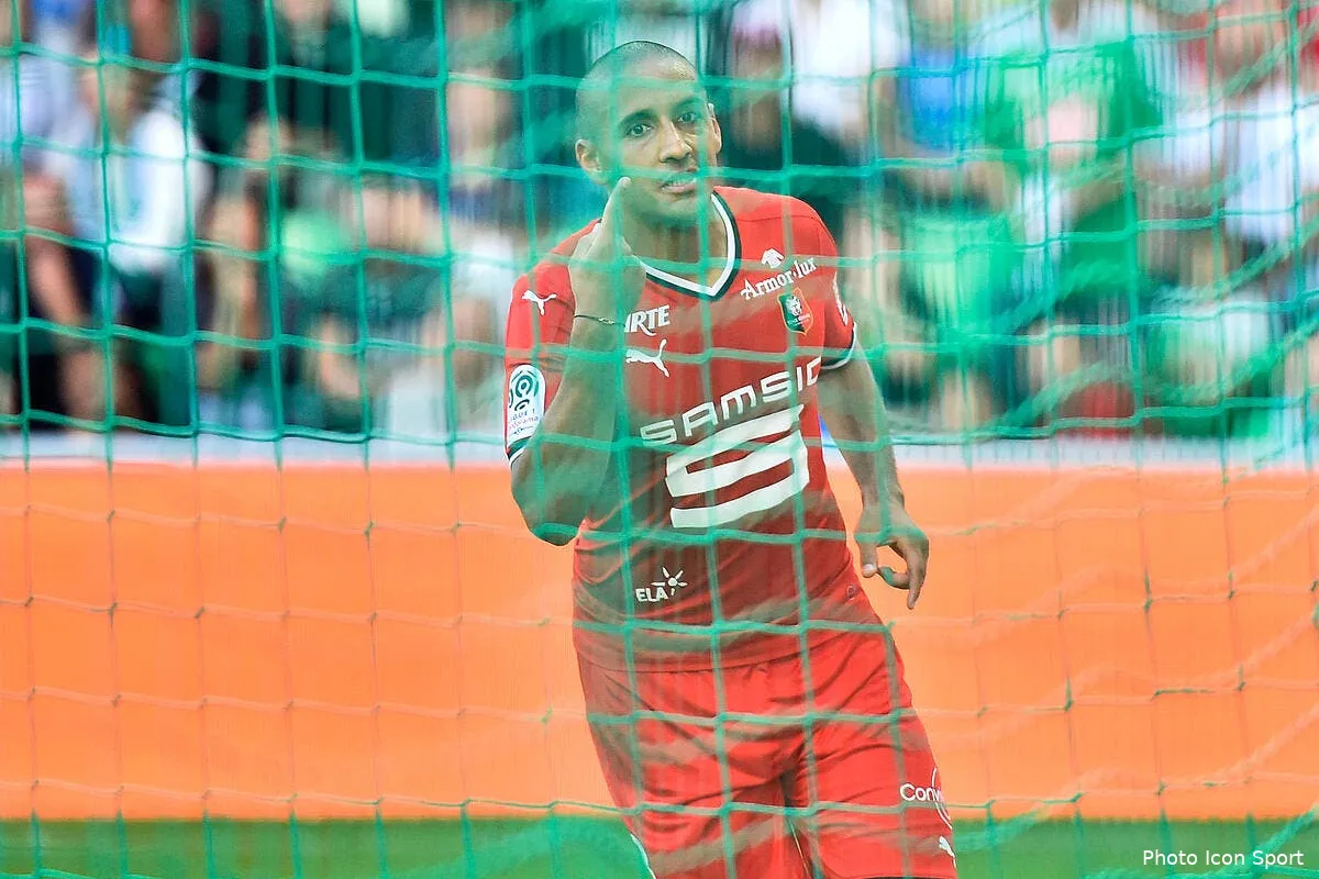 mercato rennes fait une queue de poisson a l asse iconsport icon laf 250917 07 10223919