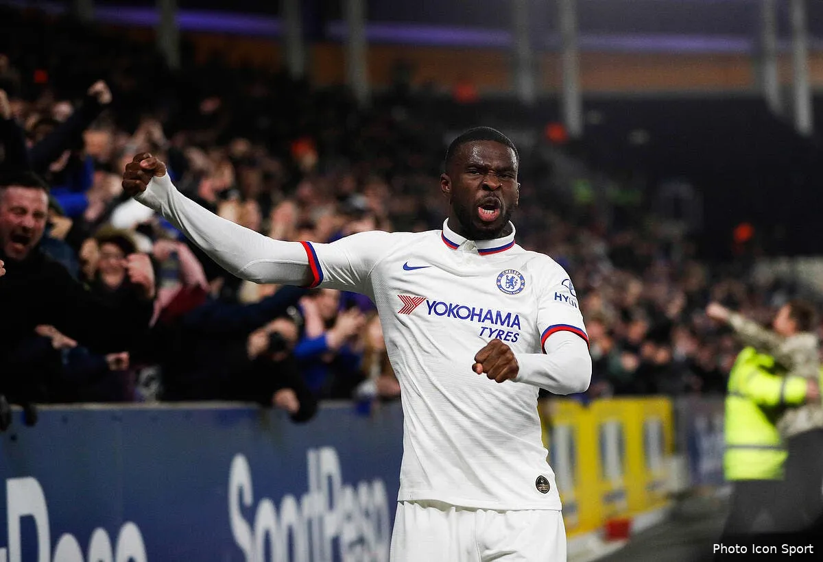 mercato thiago silva envoie ce defenseur a rennes icon spi 033 ds hull city chelsea 301933