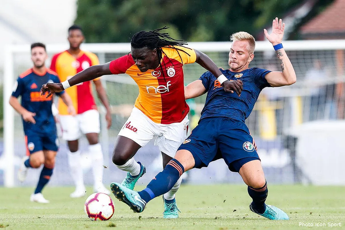 mercato trop gourmand bafe gomis mis sur le marche par galatasaray iconsport icon ses 210718 37 20225775