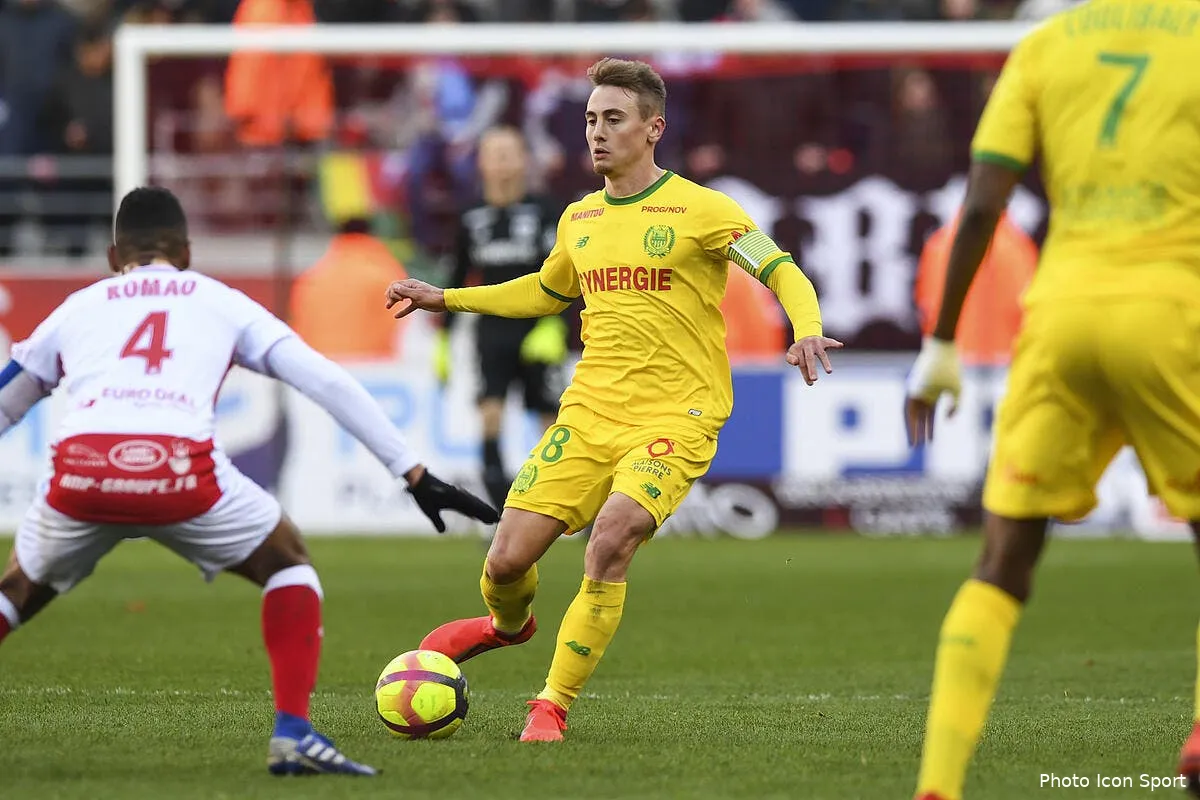 mercato un transfert a lyon ou a marseille il en reve icon alc 170319 45 35249135