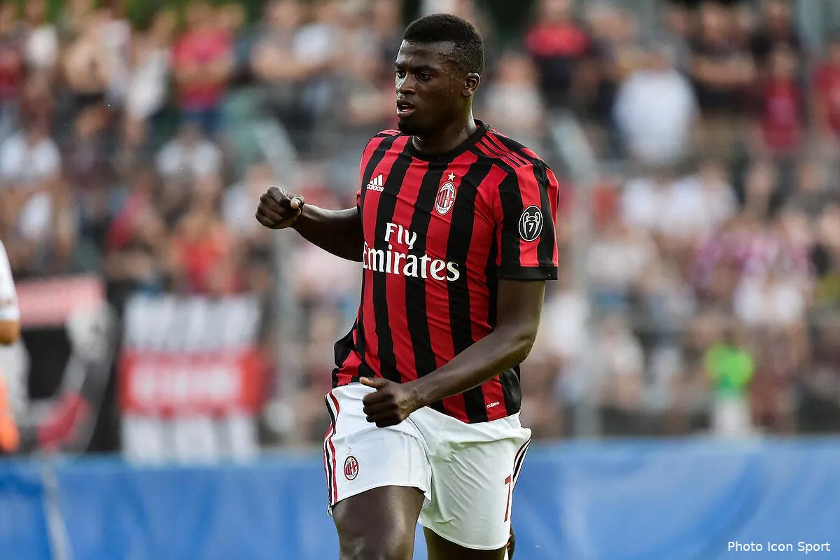 mercato une piste de l om partie pour rester en italie iconsport icon liv 110717 85 11187199