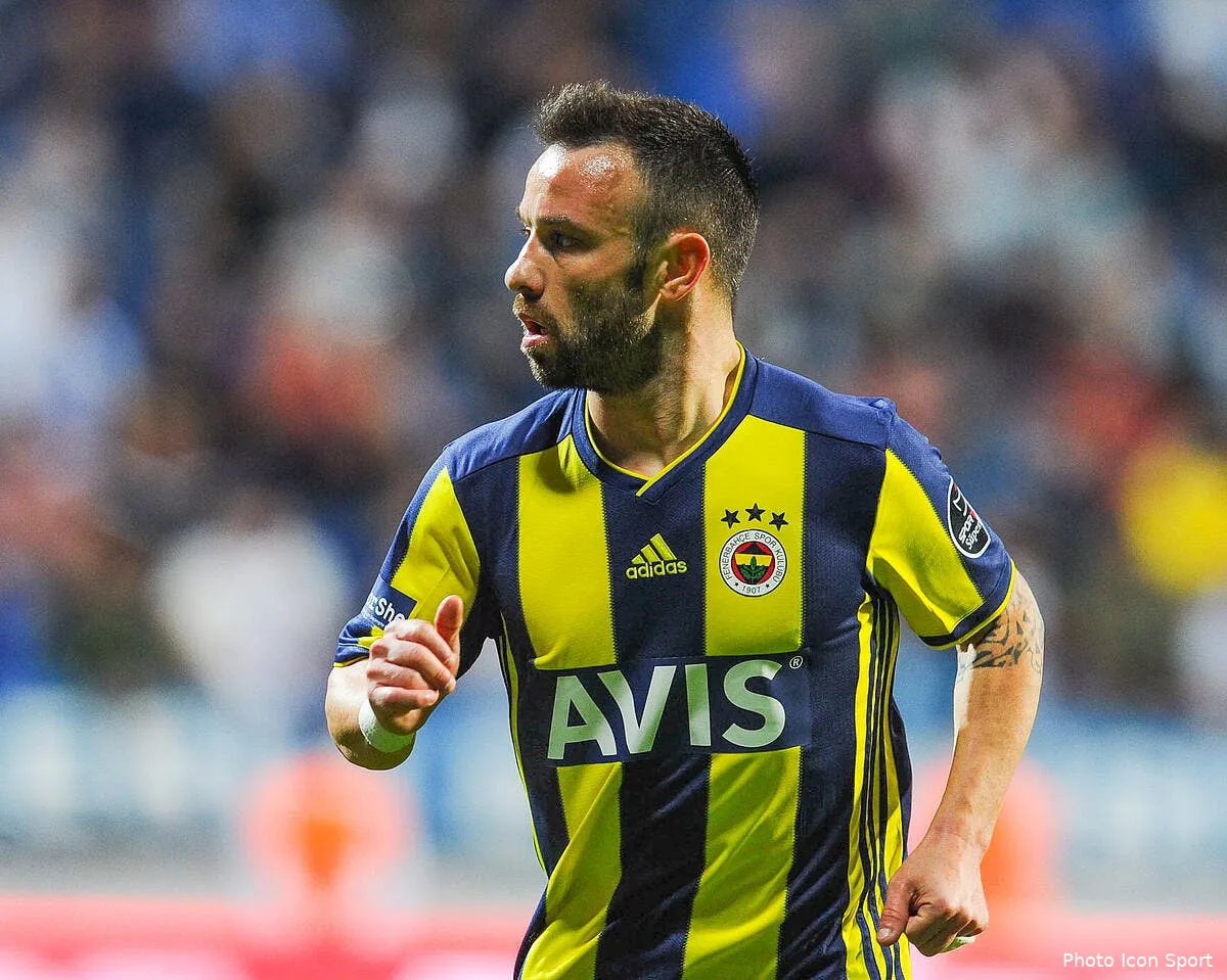 mercato valbuena quitte fenerbahce icon ses 040519 11 10254249