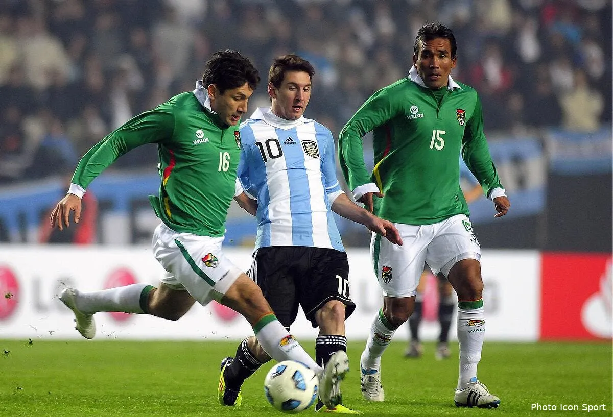 messi traite de fils de p par un coequipier argentin iconsport ppg010711 01 0821739