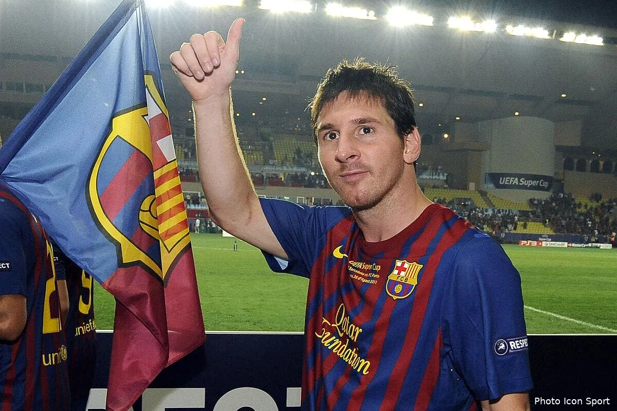 messi un triple et un pas de plus vers la legende du foot iconsport ima 260811 05 4726740