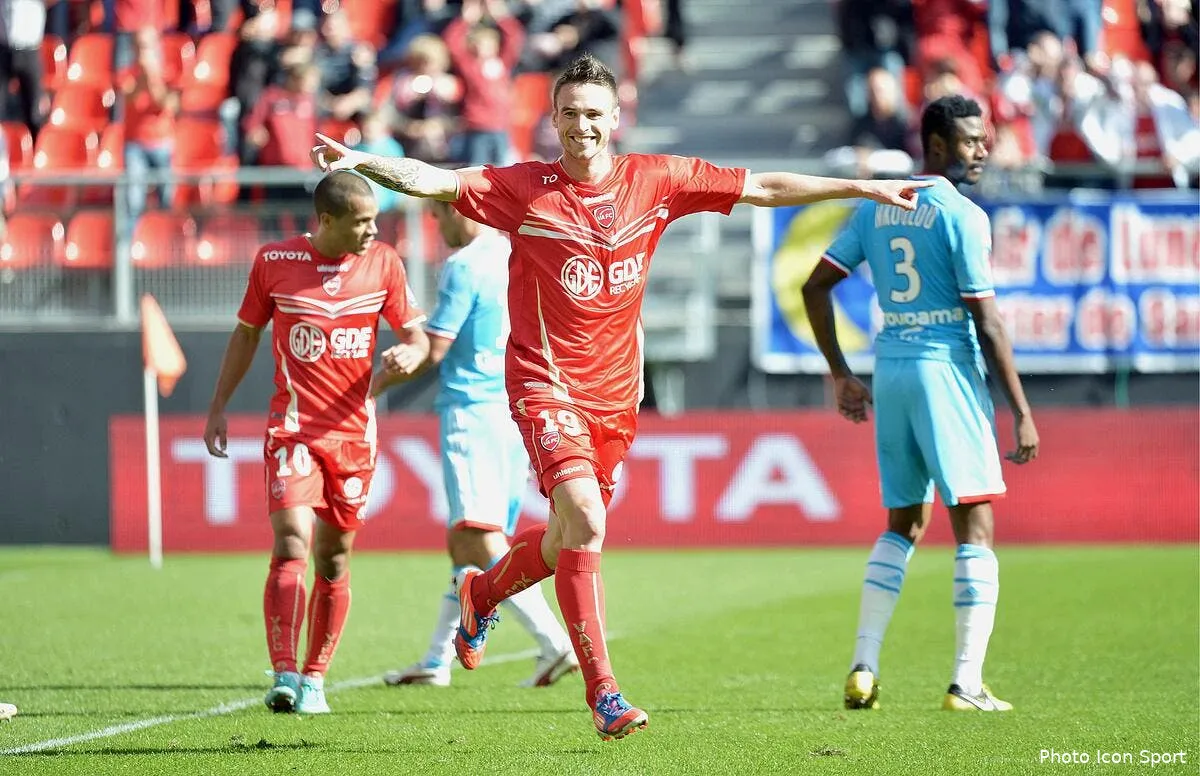 mettre une telle claque a l om valenciennes n y pensait pas iconsport win 300912 01 0640428