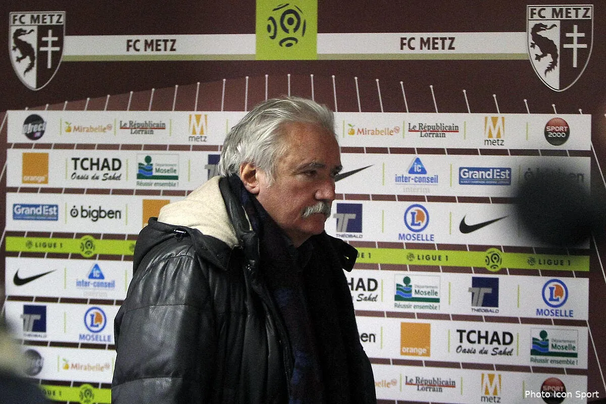 metz ol le president serin va sevir apres les jets de petards iconsport mrv 031216 91 13163140