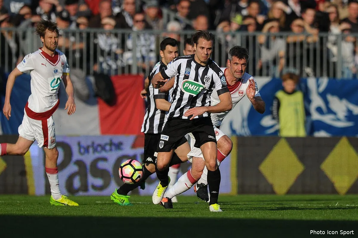 mhsc berigaud a la cote chez les promus en ligue 1 iconsport fer 050417 11 31184577