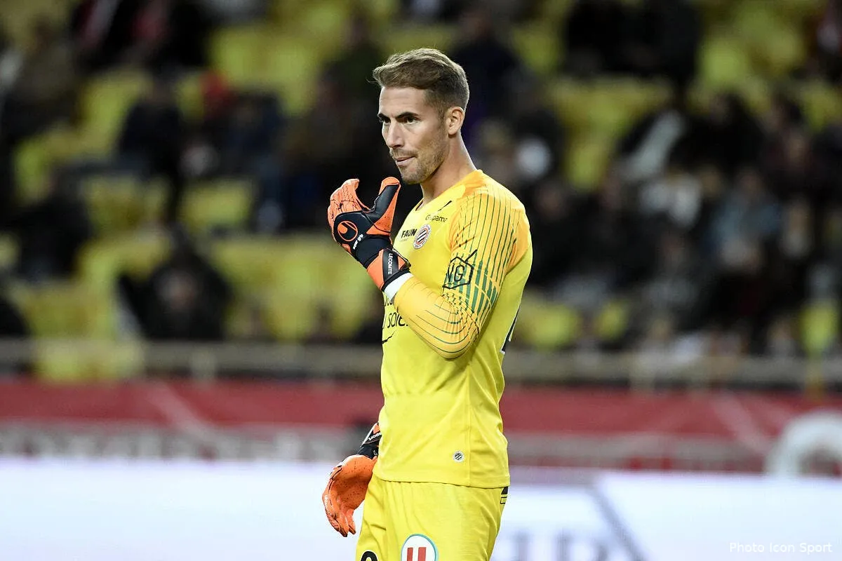 mhsc lecomte a monaco ca brule au mercato icon anp 011218 49 113256981