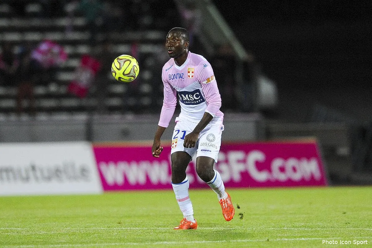 mhsc un ancien defenseur de l1 est en approche iconsport jpt 090515 11 04157100