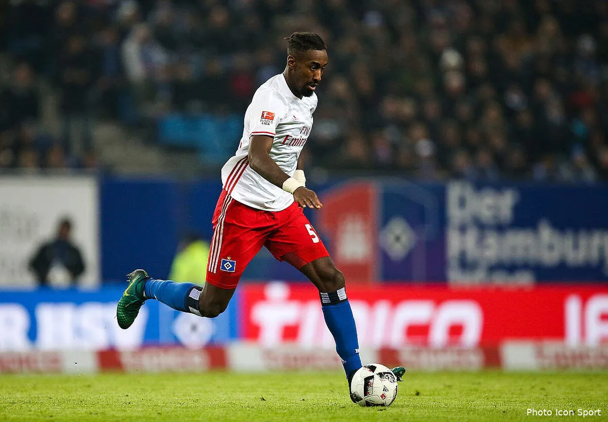 mhsc un ancien joueur d arsenal arrive a montpellier djourou183937