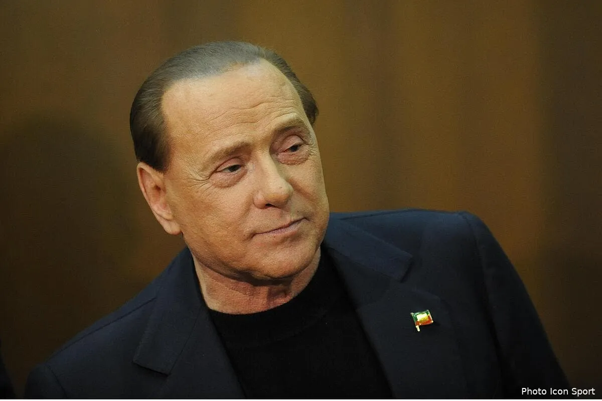 milan berlusconi fait la pire des menaces a ses joueurs berlusconi 2143536