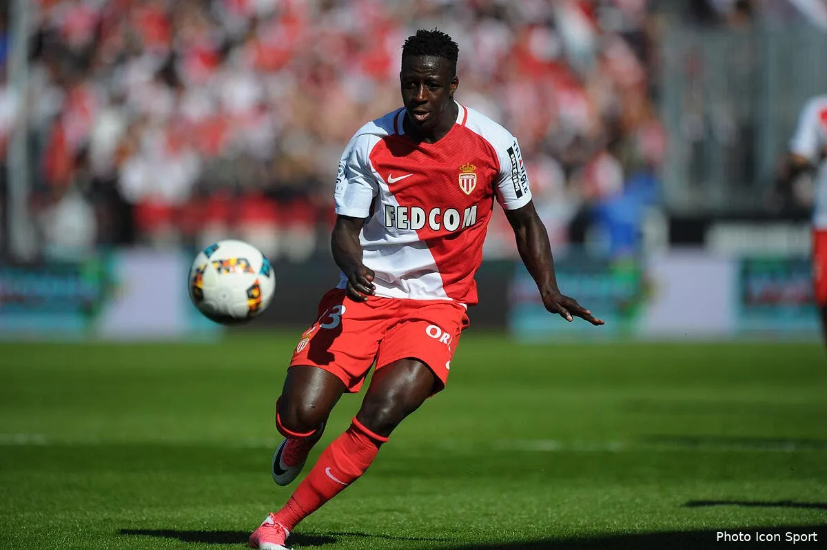 monaco accord a 57 5me pour benjamin mendy a man city iconsport fer 080417 11 18 1187155
