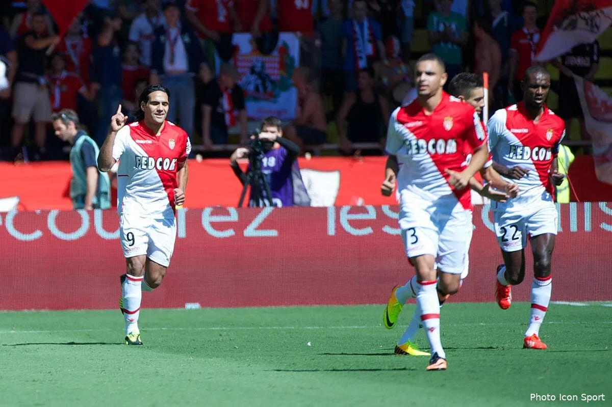 monaco bat lorient et repasse leader iconsport anr 150913 08 0365557