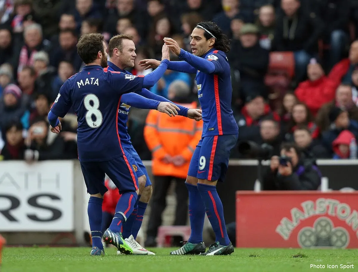 monaco connait la decision de man united pour falcao falcao 15100559