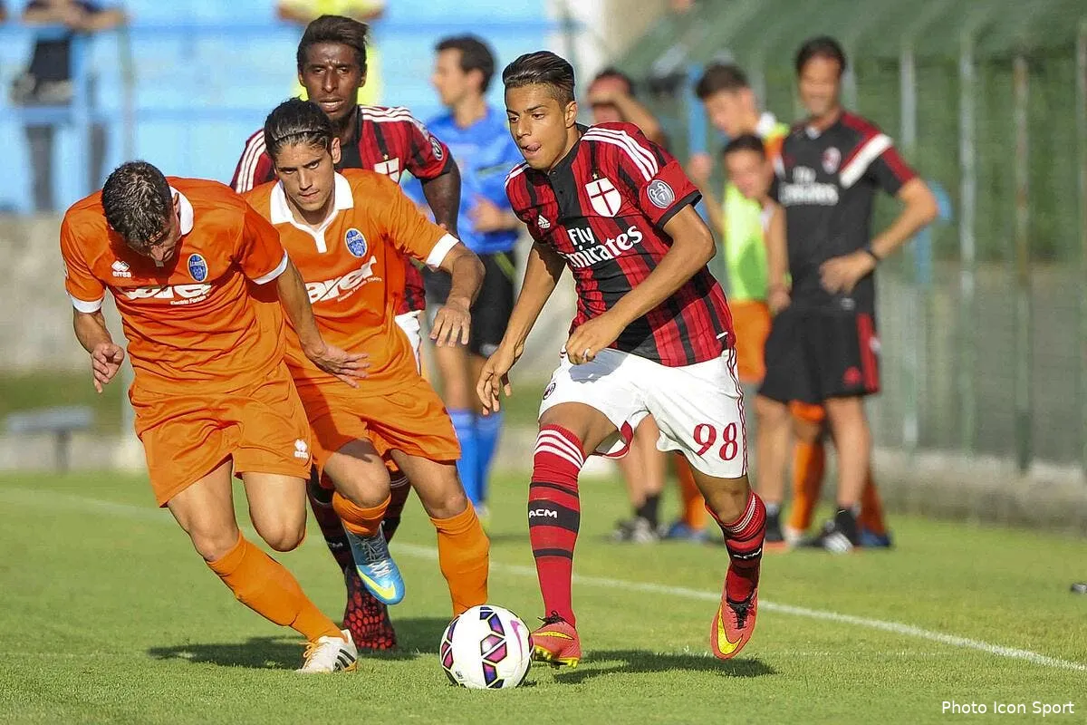 monaco debarque sur une tres jeune piste du psg iconsport liv 160714 03 25115303