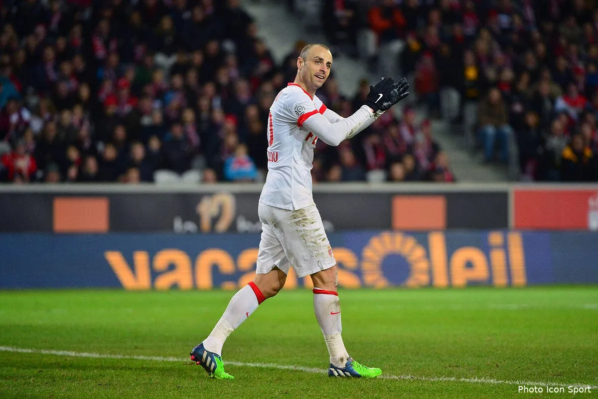 monaco depouille de berbatov par un club anglais iconsport win 240115 61 14102531