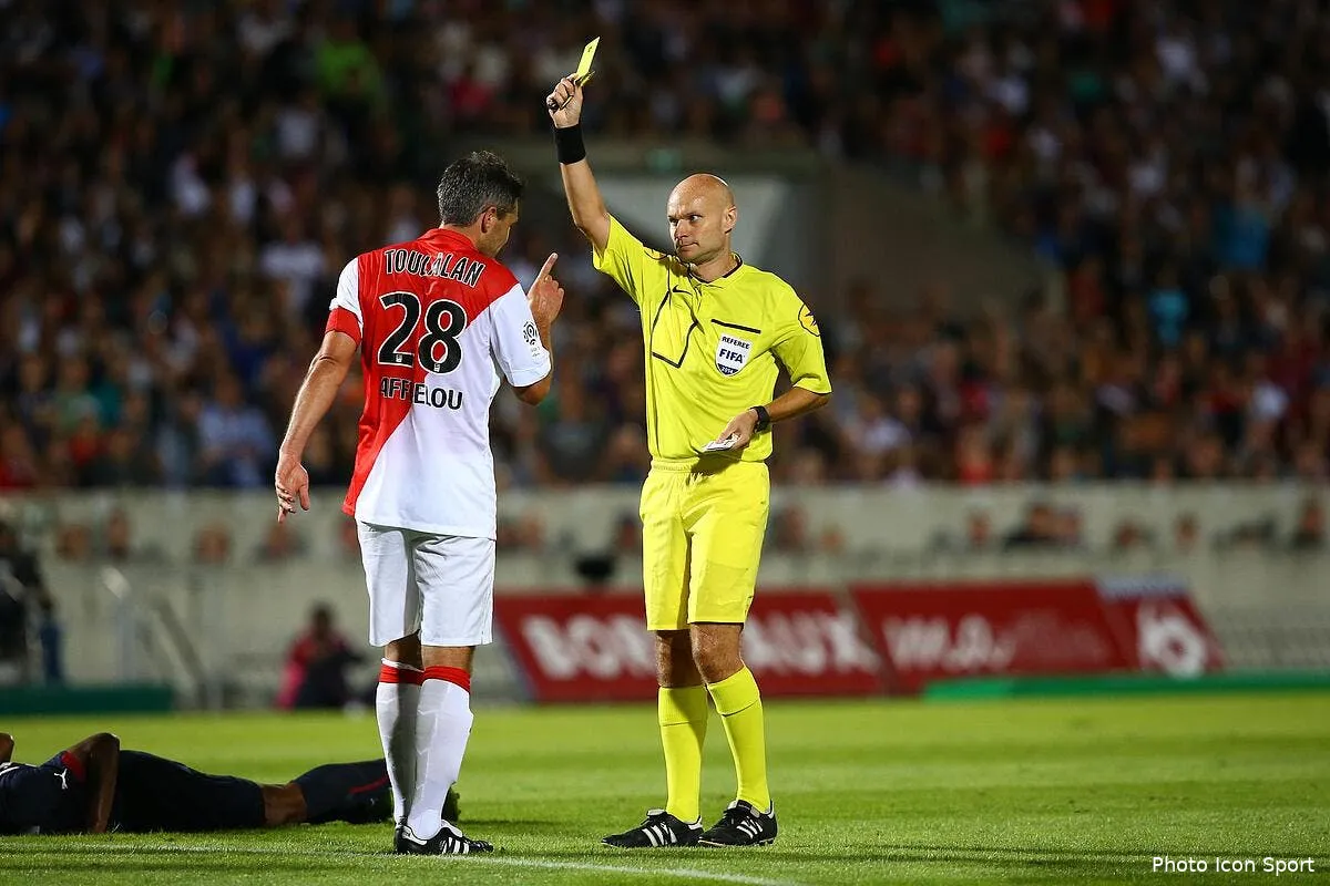 monaco donne une derniere chance aux arbitres iconsport blo 170814 01 0189869