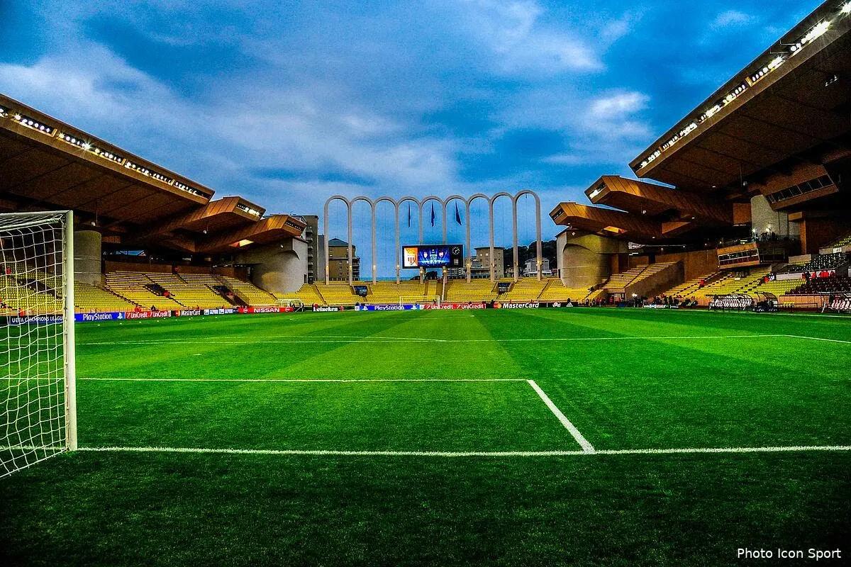 monaco fait le forcing pour remplir louis ii contre l ol iconsport win 170315 09 69122891