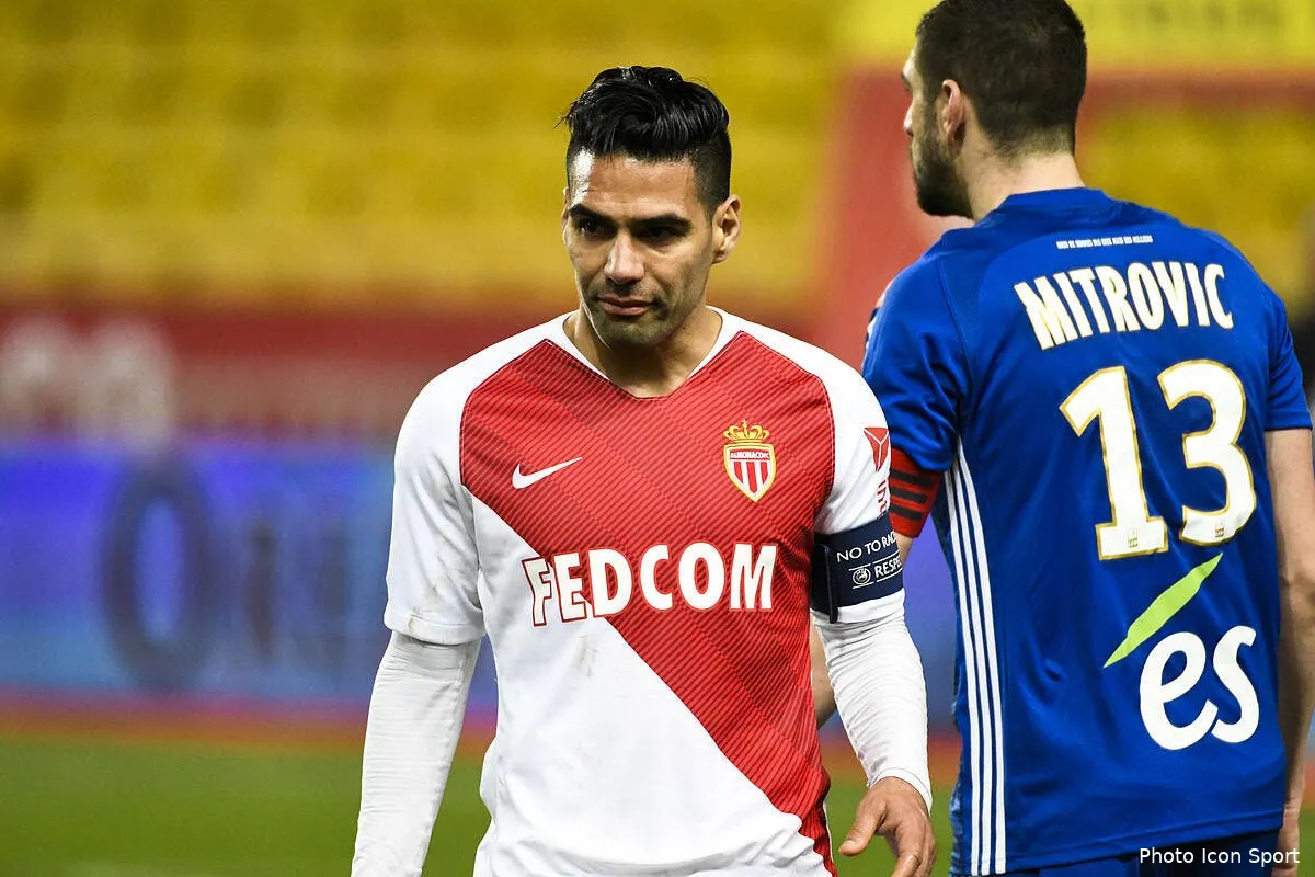 monaco falcao imite thierry henry et hurle contre la var icon zua 190119 08 29242395