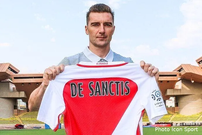 monaco morgan de sanctis signe un an cno9ffgwgaawraa148850