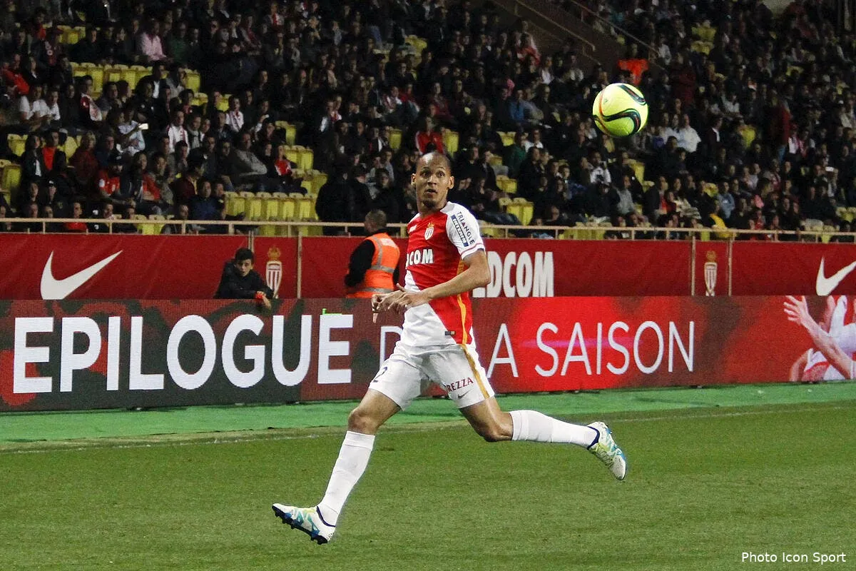 monaco naples annonce cash le montant de son offre pour fabinho iconsport anp 140516 27 14146314