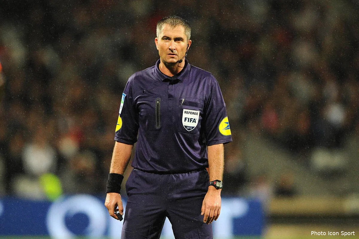 monaco ol un etonnant choix d arbitre iconsport jpt 041112 51 79122823