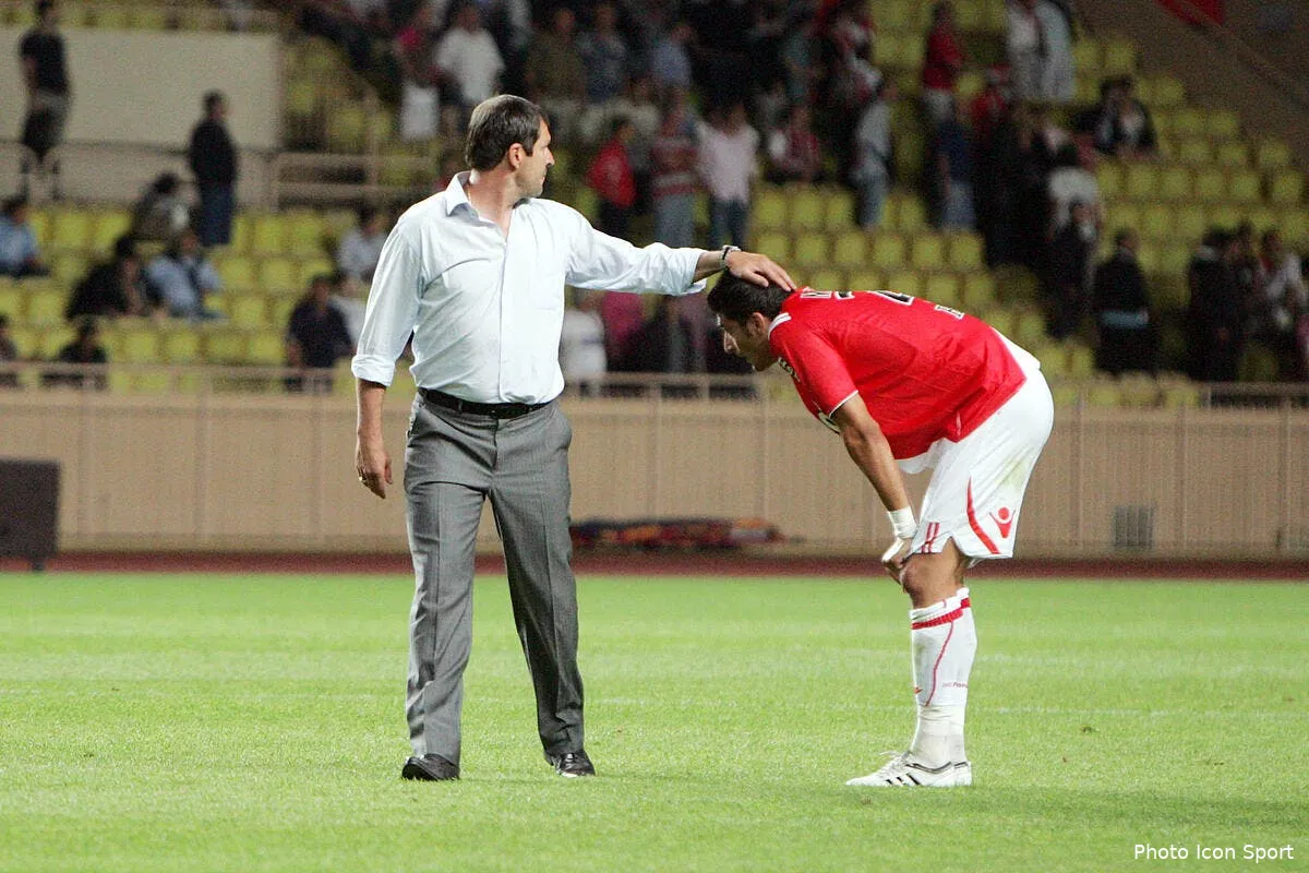 monaco s en relevera t il iconsport gri 290511 33 0320077