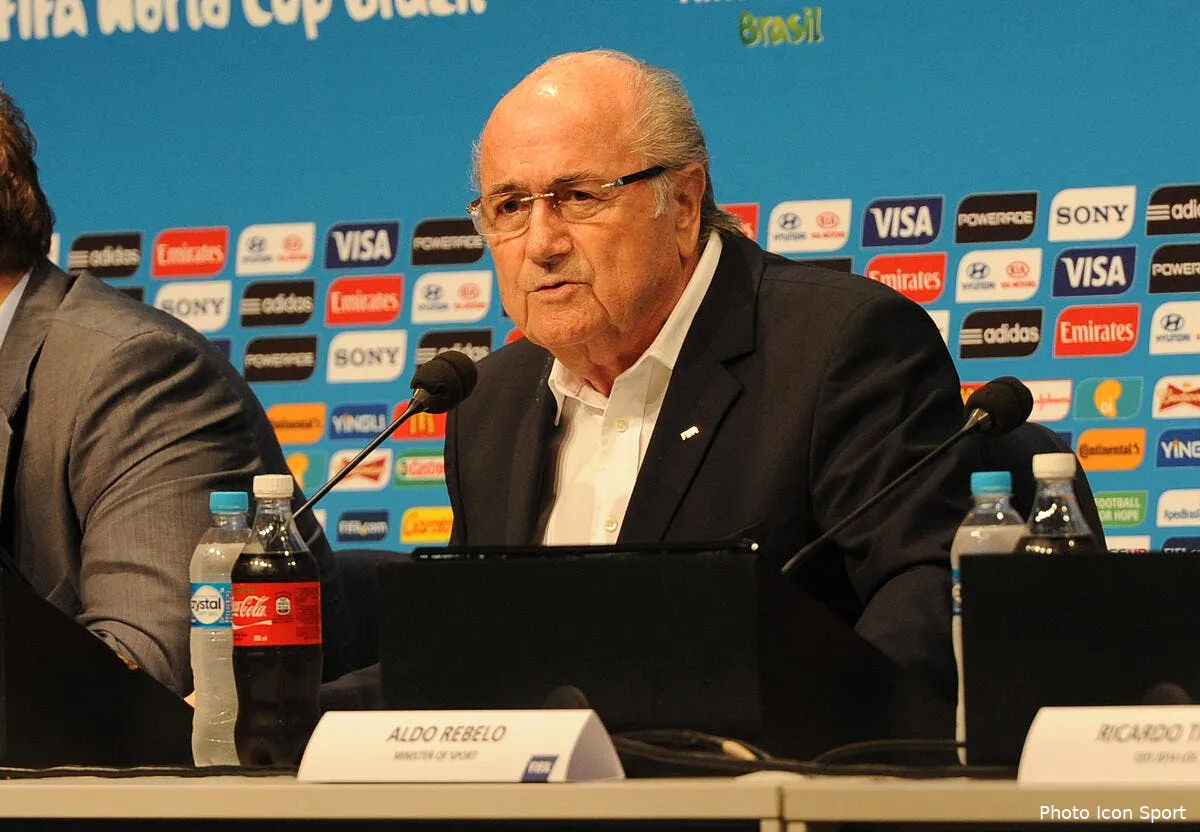 mondial 2018 et 2022 la fifa porte plainte iconsport soe 140714 08 0897135