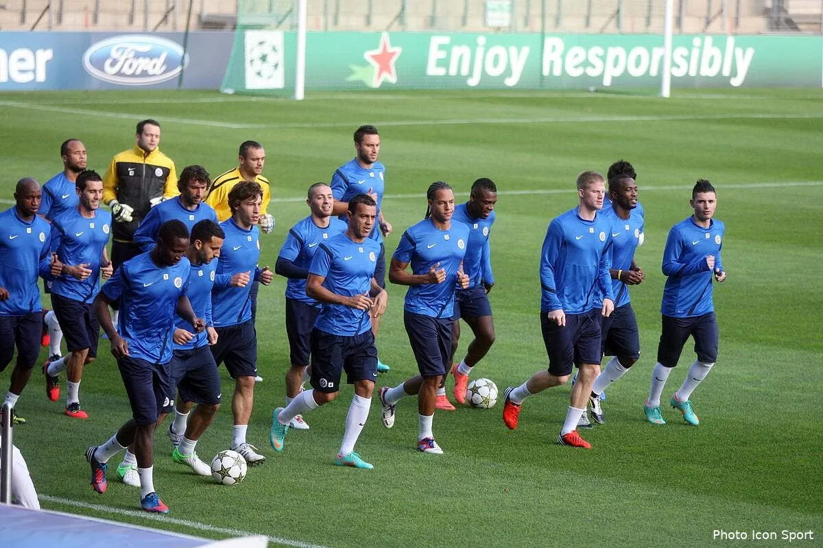 montpellier retrouve yanga mbiwa face a l olympiakos iconsport guy 231012 05 1542361