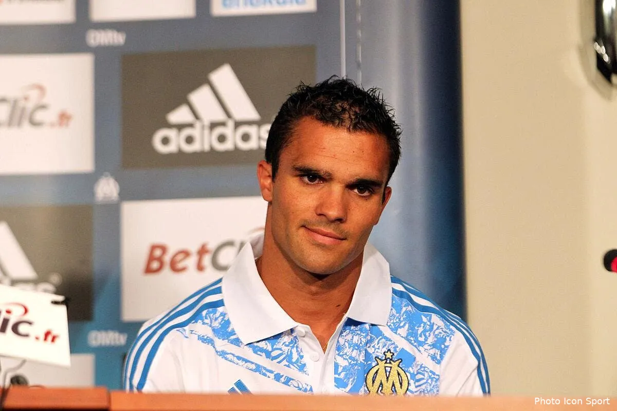 morel un buteur heureux pour l om iconsport blo 290611 05 1621753